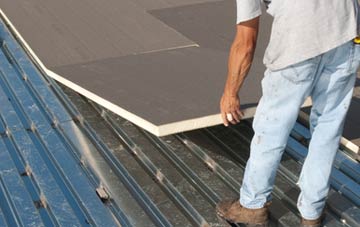 benefits of insulating Chattle Hill flat roofing